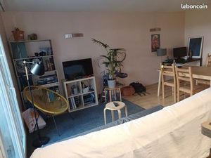 T2 A LOUER QUARTIER ARENES-St CYPRIEN