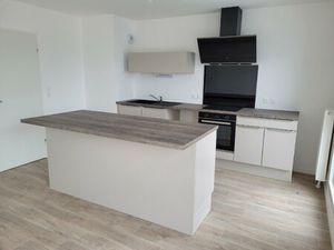 Location Appartement 4 pièces 83m² SECLIN 59113