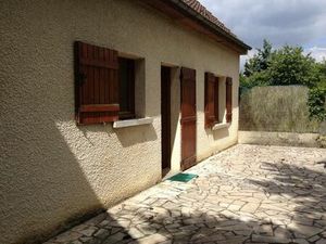 Location Maison 5 pièces 107m² NESLES LA MONTAGNE 02400