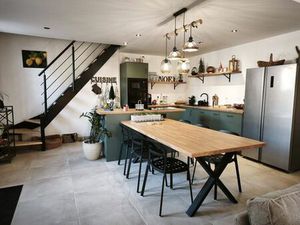 Maison de luxe de 4 pièces en vente à Saint-Palais-sur-Mer  France