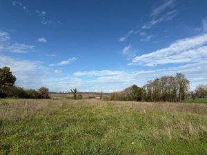 Annonce vente terrain terrain de 2530m2 à Blaignac (33190) - ParuVendu.fr ref 992784150508