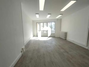 Location Bureau Versailles 78000