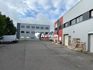 Vente Entrepôt + bureaux 205 m² – toutes activités – Meau