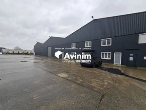 Cellule d'activité de 1 500 m² - HSP de 8.80m - 2 quais