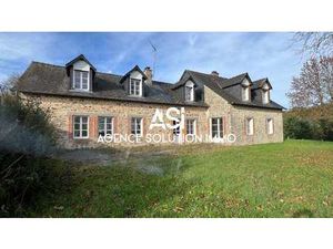 Vente Maison à Crennes-sur-Fraubée (53700) : à vendre / 241m² Crennes-sur-Fraubée