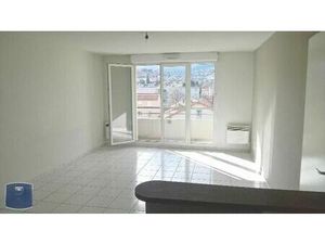 Location appartement 2 pièces 47 m² à Clermont-Ferrand (63000)