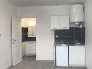 Location appartement 1 pièce 18 m² à Bron (69500)