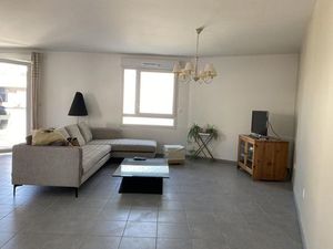 Location appartement 1 pièce 107 m² à Lyon 9 (69009)