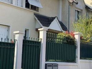 Location appartement 1 pièce 25 m² à Viroflay (78220)