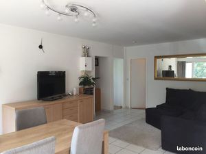 Appartement traversant 4 pièces lumineux 80 m2 + Box