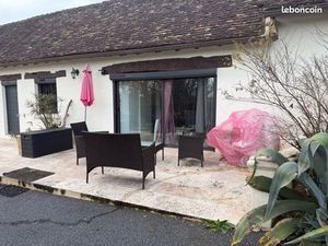 Studio indépendante tt charges compris