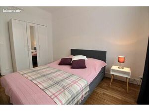 Hôtel de ville – place du marché – Appartement chaleureux meublé