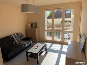 Studio meuble 27 m²