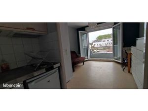 Studio meublé avec parking et balcon