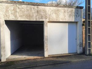 Location 2 garages equeurdreville centre