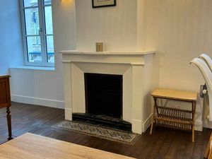 F2 entièrement rénové et meublé tout confort Orleans centre