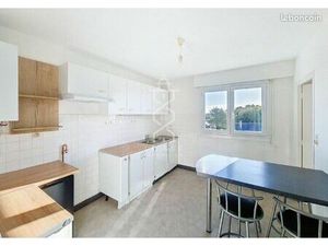 Appartement bourg de Caudan 76m2