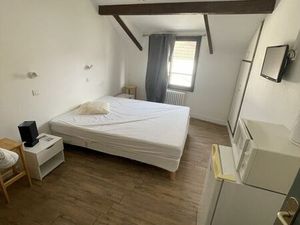 Studio montevrain bourg disneyland