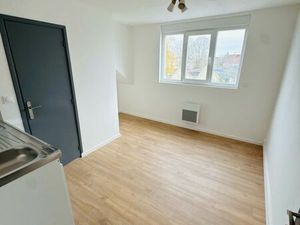 Studio entièrement rénové