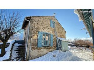 A louer Maison meublée dans Mont-Louis