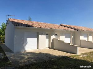 Maison T2 de 40m²  2 places de parking  calme