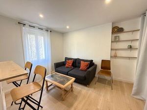 Location appartement 1 pièce 27 m² à Toulon (83000)