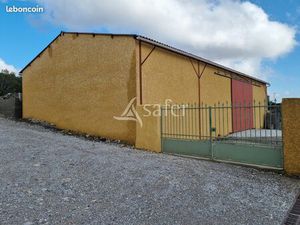 Terrain 760 m² Estagel