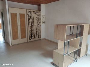 Location DOLE F1 Centre Ville 3G