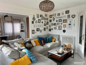 Grand F2 place armes Calais