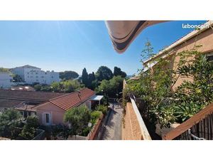 Appartement vue mer avec accès privatif à la plage