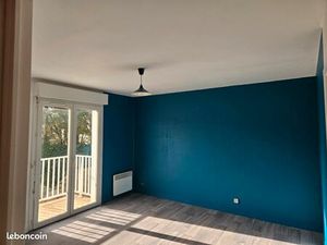 LOUE APPARTEMENT .42 m2 . T2 -3 pièces RENOVE