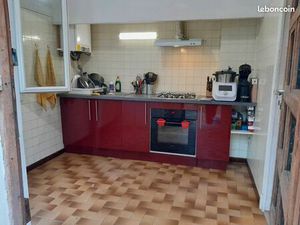 Location maison individuelle avec garage et espace vert