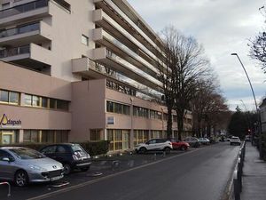 Charleville-Mez  centre et gare  appart 4 pieces 99 M2   chauffage eau inclus