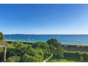 Appartement 3 pièces EN FRONT DE MER