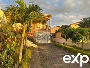 Maison de 150 m² T5 avec vue sur le village de l'Entre-Deux