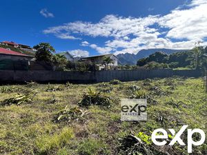 Terrain plat 369m2 vue montagne