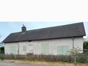 Maison sur terrain de 4565 m2