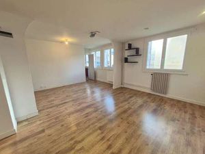 Location Appartement 3 pièces à Brest (29200) : à louer 3 pièces / 64m² Brest