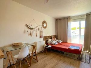 Studio à l’année avec parking