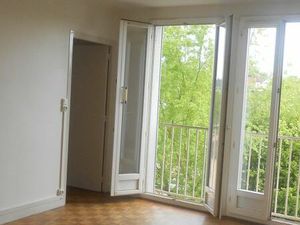 Loue F2 quartier cathédrale limoges