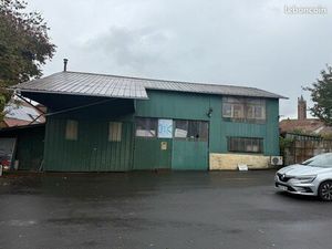 Hangar professionnel