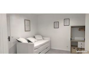 Studio neuf  clair  calme  Tb situé + parking + Lavante-séchante + smart TV + Internet Fib