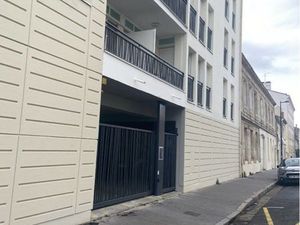 A louer place de parking couverte
