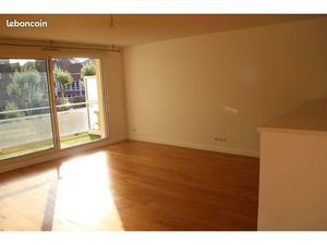 Appartement T3 80m² Vieux Lille avec parking et cave