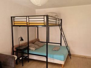 Appartement F1 Meublé