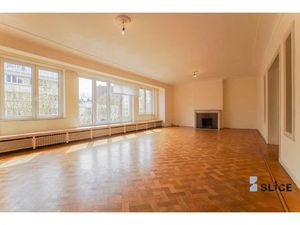 Appartement à louer avec terrasse et 2 chambres   Uccle (VBD67157)