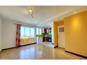 Location appartement  38 m² T-2 à Lorient  665 €