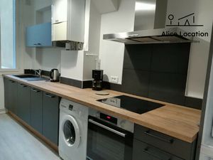 SUPERBE T2 MEUBLE DE 53M2 - 5MIN DE MARCHE DU DEBARCADERE