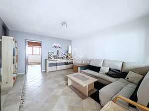 T4 traversant de 100 m2 vue dégagée