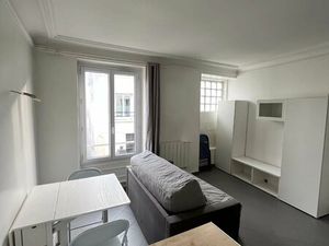 Studio meublé en centre-ville de Montesson